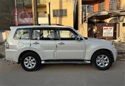 ميتسوبيشي باجيرو